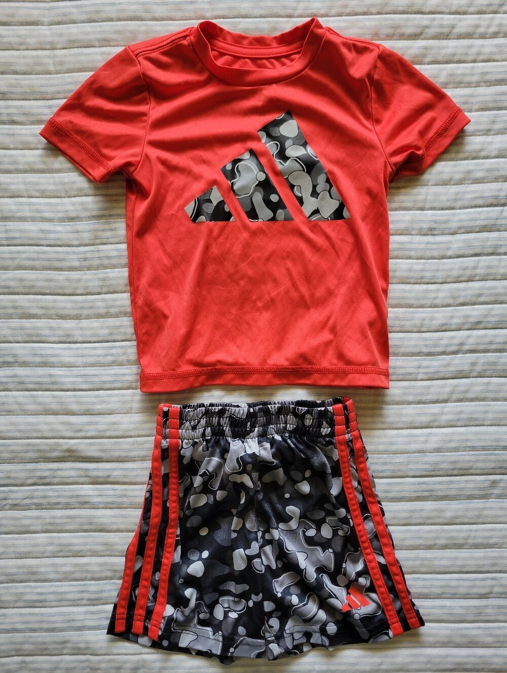 2T Adidas Sport Set